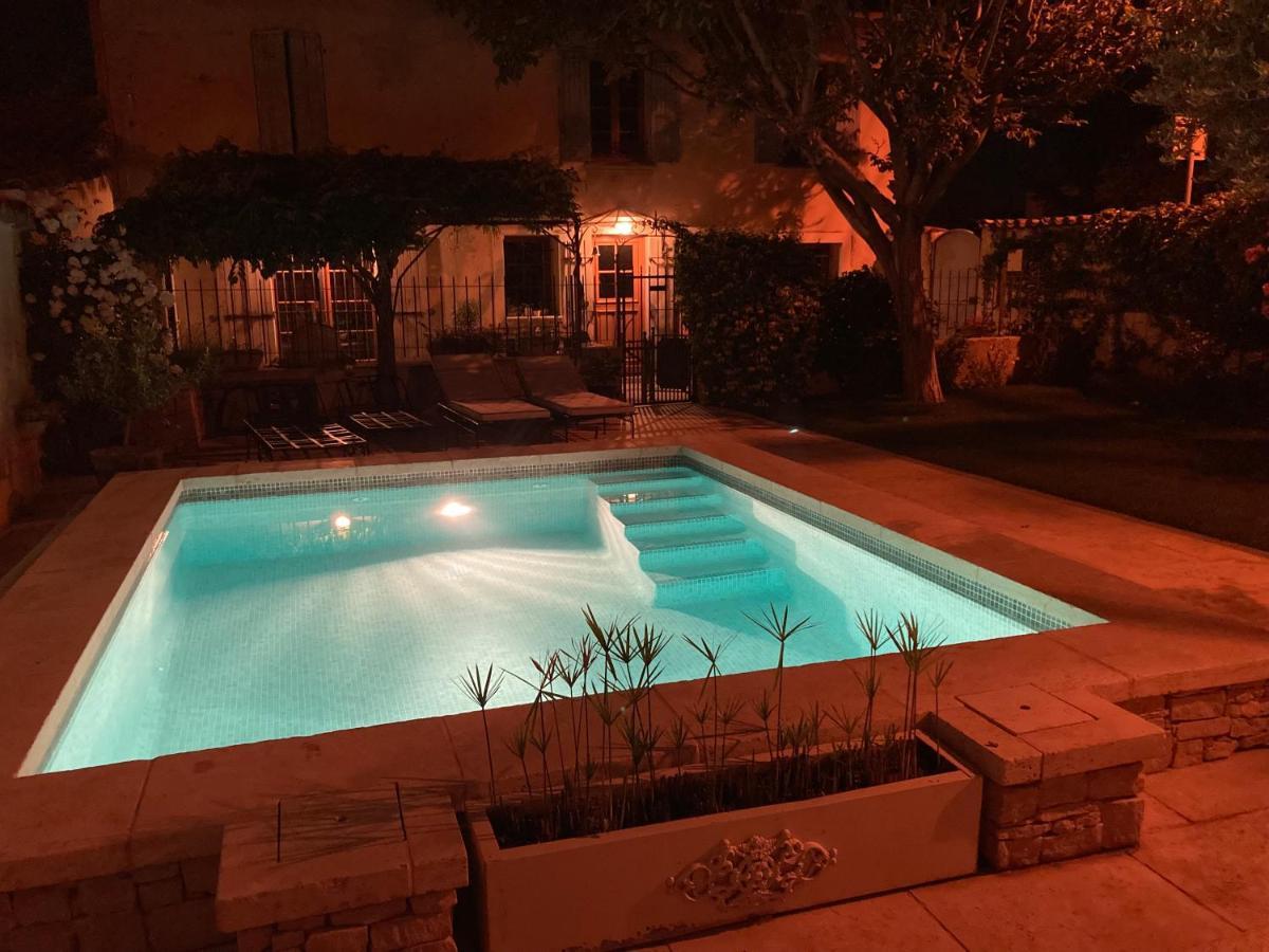 La Capucine Hotell Le Pontet  Exteriör bild